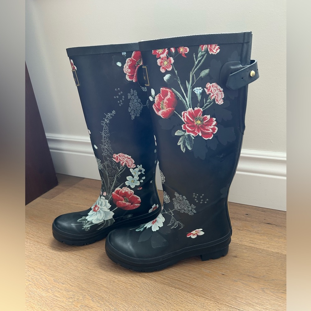 Joules Black Floral Women's Winter Rain Boots - Picture 4 of 10